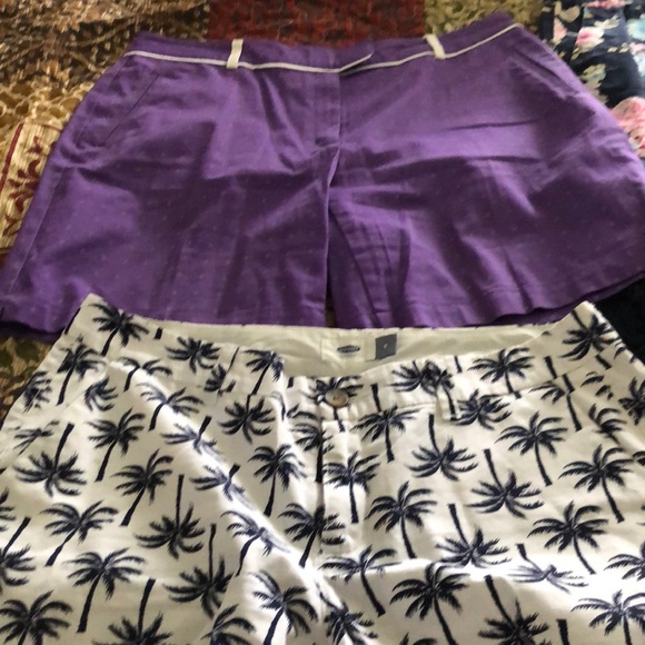 Shorts - Picture 2 of 6